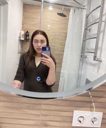 В Москве я создам для тебя атмосферу безудержного наслаждения, где твои фантазии смогут стать яркой реальностью. У меня широкий список услуг 🌟, но главное, что я гарантирую – это твое полное удовлетворение. Люблю пробовать новые вещи и погружаться в мир страсти. Мои отзывы говорят сами за себя. Давай сделаем эту встречу в Москве незабываемой. Жду тебя! 💋 Татьяна